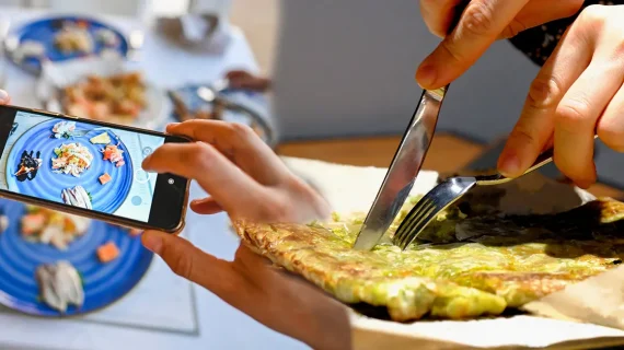 Influencerlara ‘bedava yemek’ vergisi yolda!..