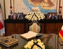 İran’ın Ankara Büyükelçiliği’nde Hamaney için taziye defteri.. İran’ın Ankara Büyükelçiliği’nde Hamaney için taziye defteri..