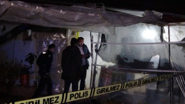 Kepez’de yabancı uyruklu kadın göğsünden vurulmuş halde ölü bulundu..