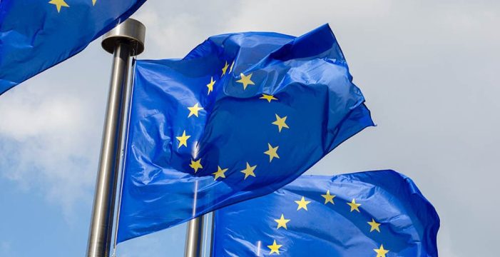 Savaşın Gölgesinde Avrupa Ekonomisi Savaşın Gölgesinde Avrupa Ekonomisi