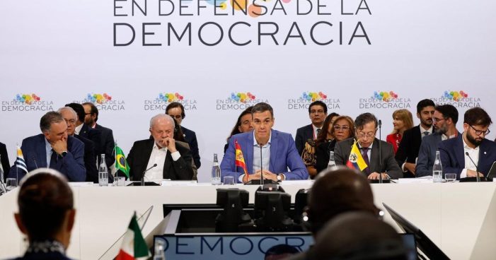 Barselona’da “Demokrasi” Zirvesi: Sanchez ve Lula’dan Küresel Sisteme Sert Eleştiriler