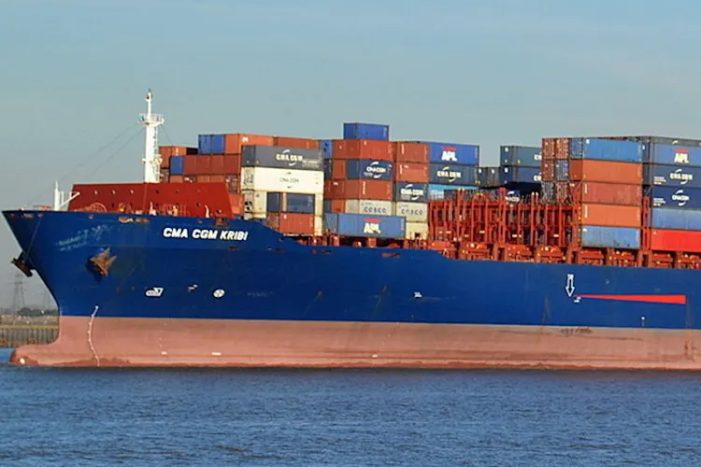 Hürmüz’de İlk Batılı Geçiş: Fransız Gemisi Ablukayı Deldi