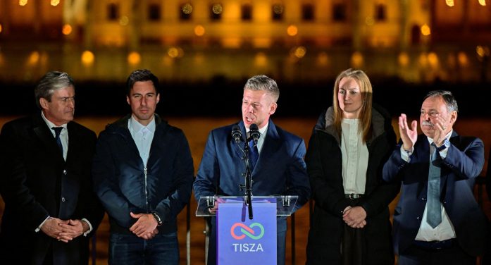 “Macaristan’ı özgürleştirdik”: Peter Magyar ‘Orbán’ı yenerek iktidara geldi