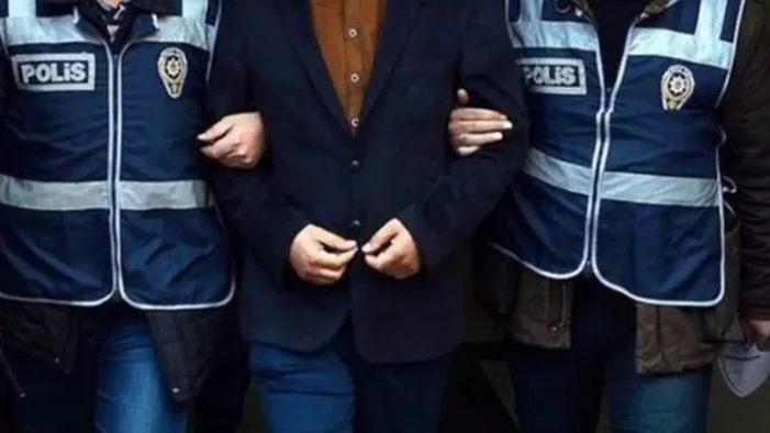 ‘Evinizde büyü var’ diyerek vatandaşları dolandırdı..