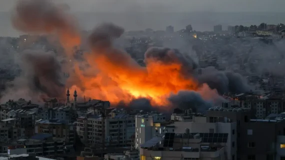 İsrail’den Lübnan’a peş peşe saldırılarda siviller hedef alındı..