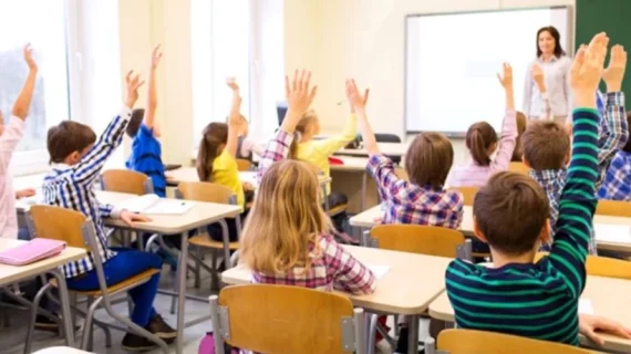 MEB’den valiliklere talimat: Yasal statüsü olmayan okullara giden öğrenciler araştırılacak