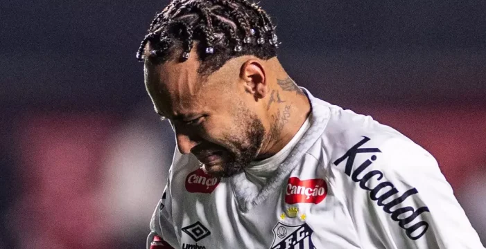 Neymar efsanesi olduğu kulüpte yuhalandı..