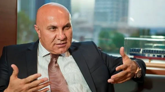 Dev holding Samsunspor Başkanı Yüksel Yıldırım’a satıldı.. Dev holding Samsunspor Başkanı Yüksel Yıldırım’a satıldı..