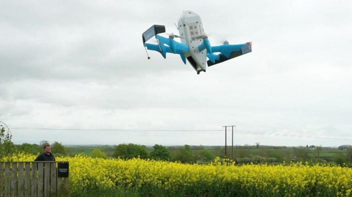 Amazon İngiltere’de drone ile teslimat dönemini başlattı
