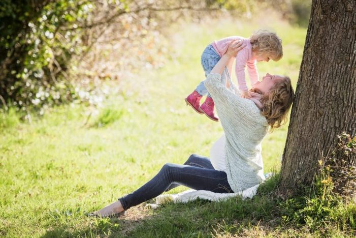 Belçika’da Aile Birliği’nden Sert Tepki: Anneler Günü Kutlu mu?
