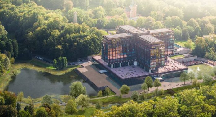 Brüksel’de Woluwe Nehri Gün Işığına Çıkarılıyor