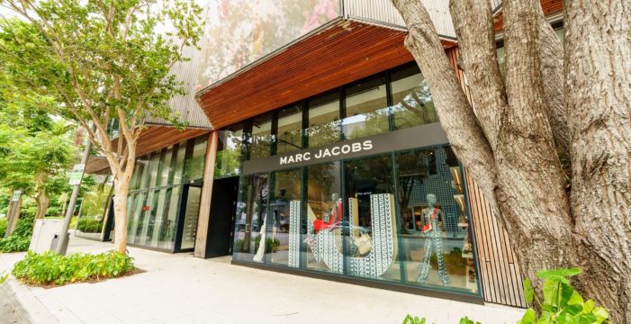 Lüks Moda Dünyasında Dev Satış