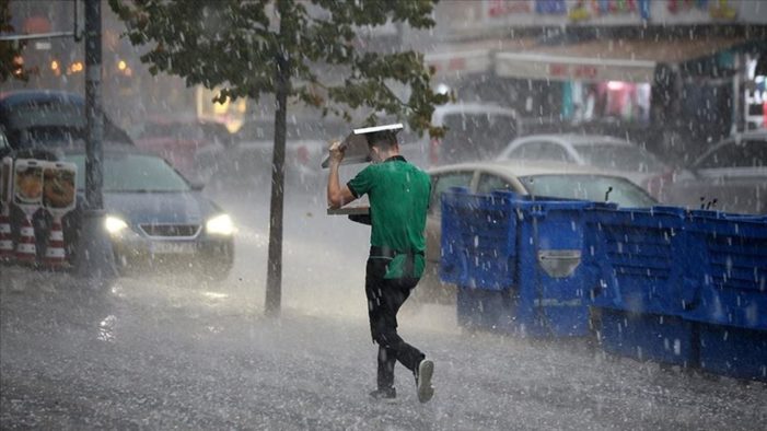 AKOM’dan İstanbul için gök gürültülü sağanak uyarısı!..