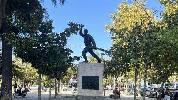 Beste Serim Erbak: Arnavutluk – ZdravoAlbanija (Shqipëria) – Bölüm II Beste Serim Erbak: Arnavutluk – ZdravoAlbanija (Shqipëria) – Bölüm II