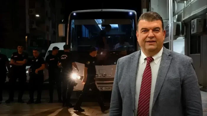 Seferihisar Belediye Başkanı dahil 12 kişi rüşvet soruşturmasında tutuklandı..