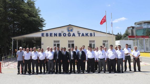 NATO Zirvesi yaklaşırken ‘Kırmızı alan’ da bulunan taksiciler tek tip kıyafet giyecek!..