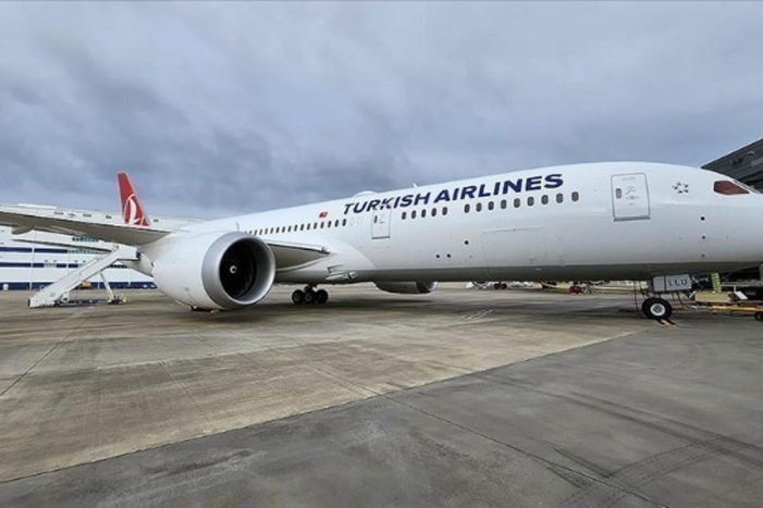 THY uçağı radar anten direğine çarptı..