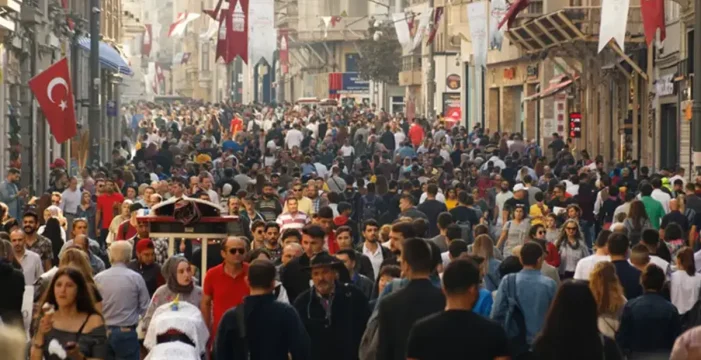 TÜİK açıkladı: Türkiye’ye göç edenlerin sayısı belli oldu..