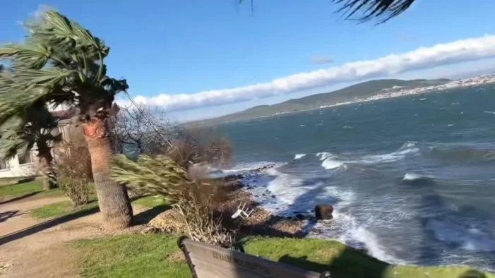AKOM’dan İstanbul için yeni uyarı: Kuvvetli poyraz geliyor..
