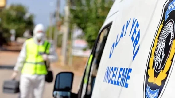 Bayrampaşa’da çatıdan kafasına beton parçası düşen kadın öldü..