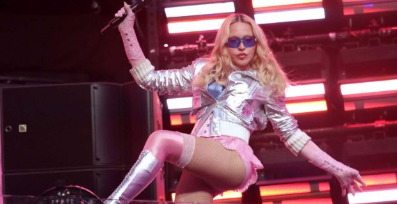 21 yıl sonra gelen devam albümü: Madonna “Confessions II” ile dans pistine döndü.. 21 yıl sonra gelen devam albümü: Madonna “Confessions II” ile dans pistine döndü..