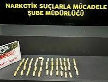 Midesinden 50 kapsül uyuşturucu çıktı..
