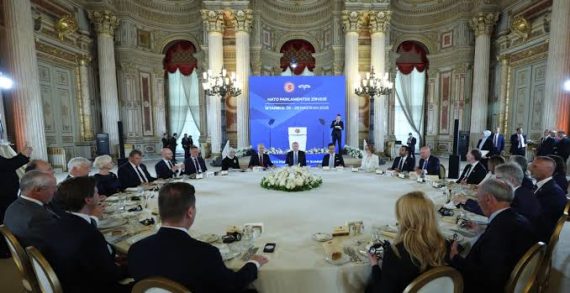 Cumhurbaşkanı Erdoğan, NATO zirvesi öncesi AB yetkililerini kabul etti..