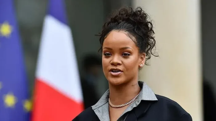 Rihanna Türkiye’de açtığı davayı kazandı..